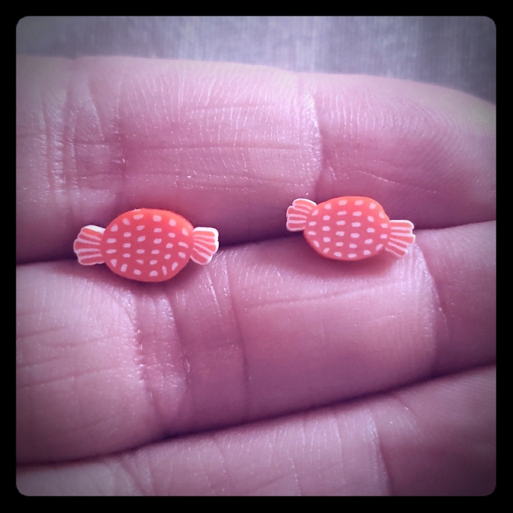 💕free💕 with purchase sweets earrings red